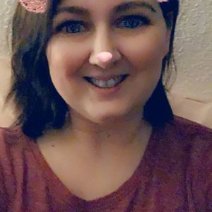 Meet your Posher, Elena